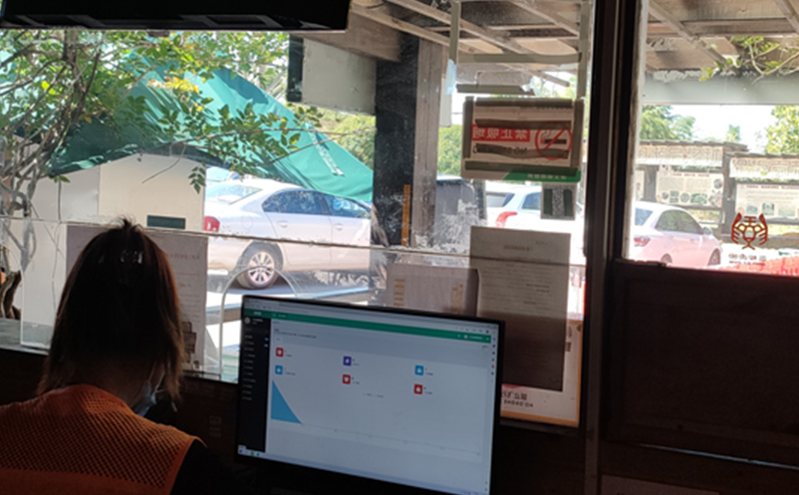 科技助力景區(qū),自助檢票系統(tǒng)讓景區(qū)暢通無阻 科技助力景區(qū),自助檢票系統(tǒng)讓景區(qū)暢通無阻